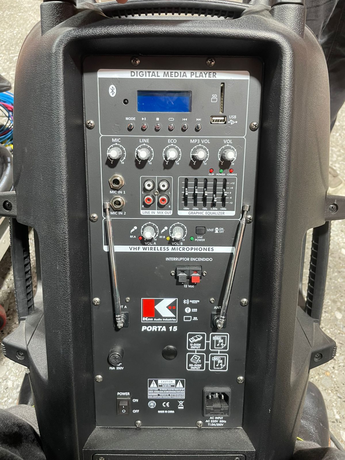 KOHLT Parlante Recargable Porta 15