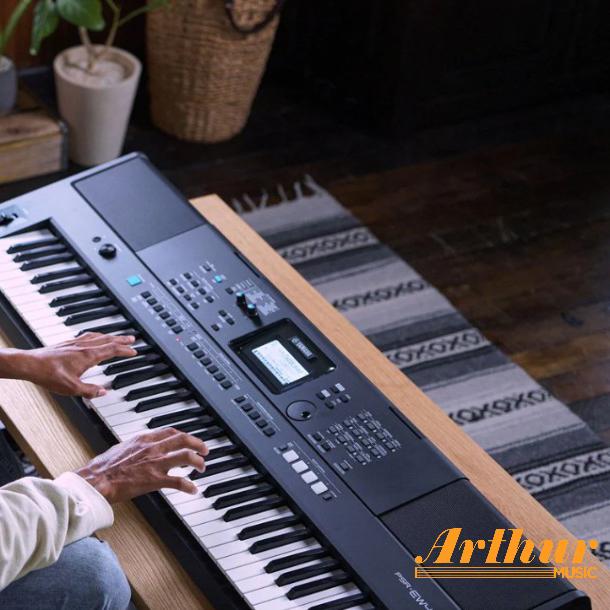 Yamaha PSR-EW425